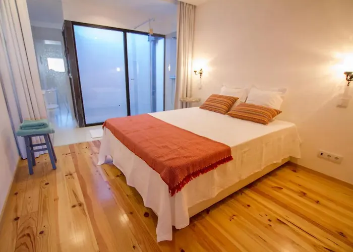 בית נופש Casa Dos Mercanteis אבאירו